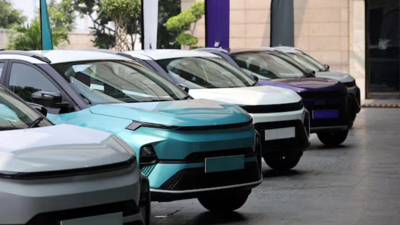 China Leads Global EV Market as Rivals Struggle to Compete