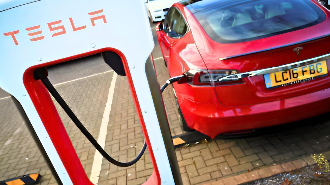 India Woos Tesla With Bold New EV Manufacturing Incentives