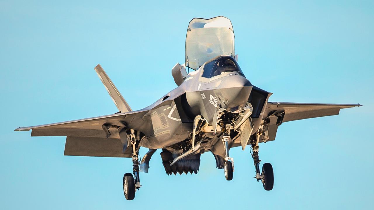 Stranded British Fighter Jet to Be Repaired in Kerala