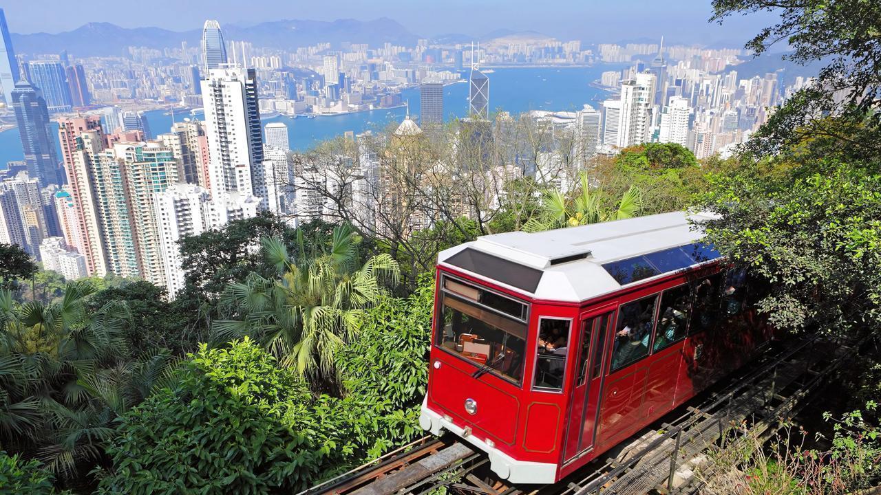 EcoTram Debuts Solar-Powered Tram for Urban Brazil