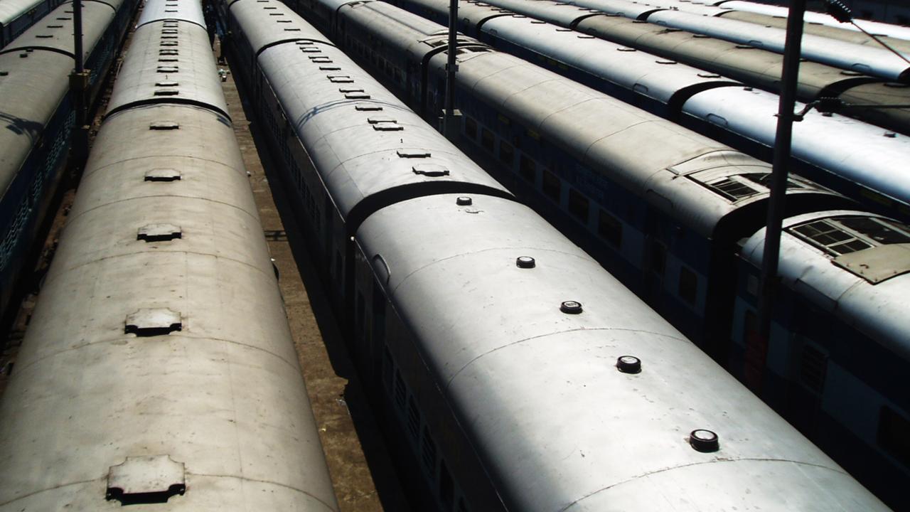 Chitra Painters Wins Railway Ad Rights Across Kerala