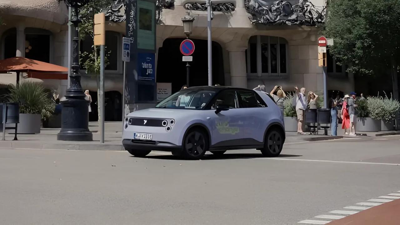 Nio’s Firefly Sales Crash in China Ahead of European Launch