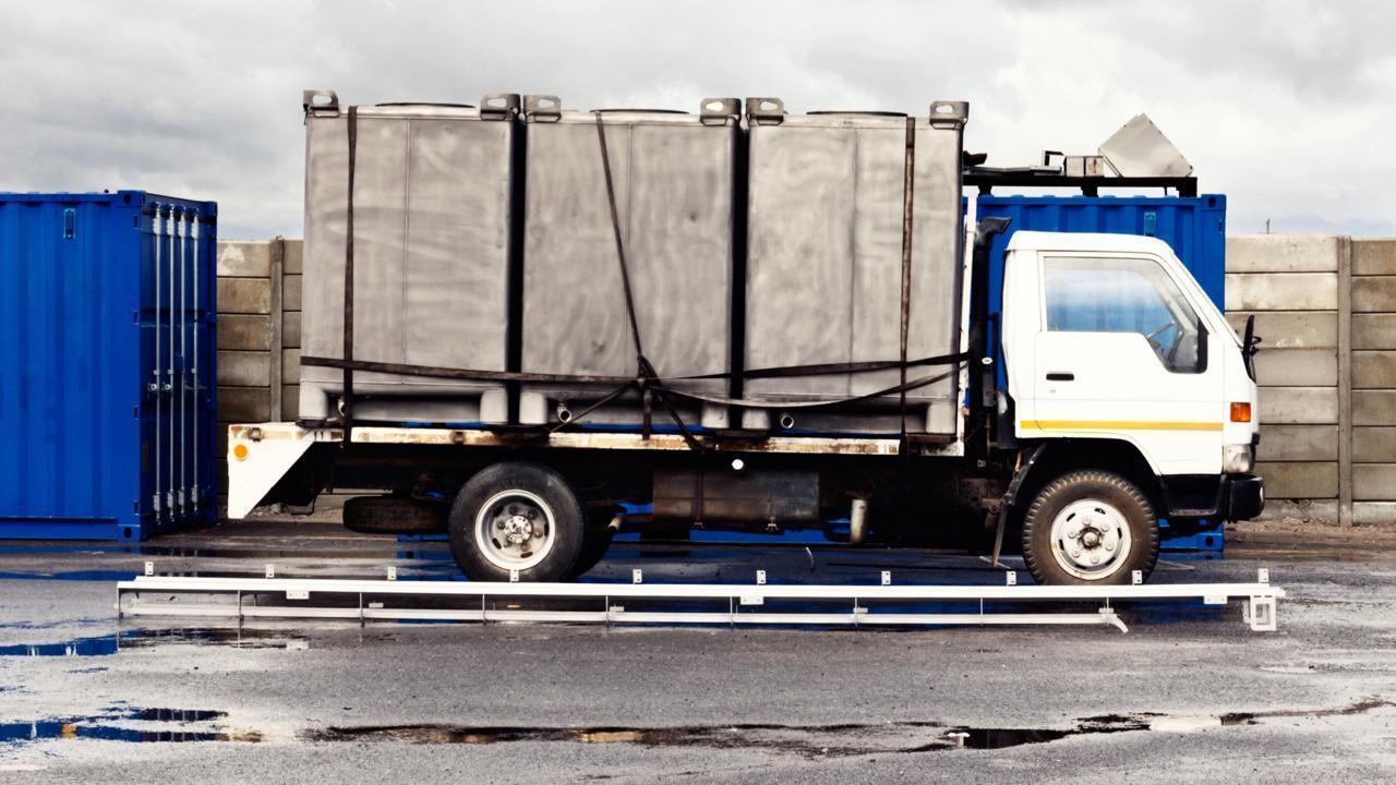 Triton EV to Build $1.2B E-Truck Plant in Gujarat