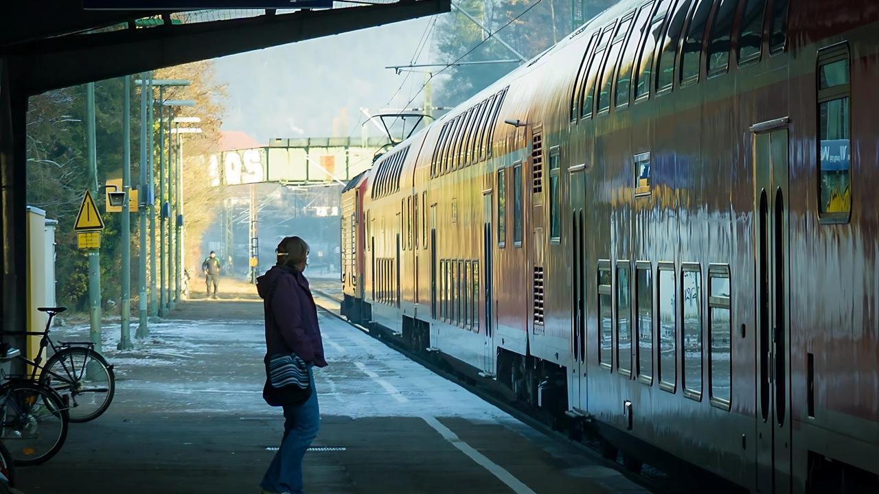 Kashmir Valley Rail Coaches Set for Full Upgrade by August