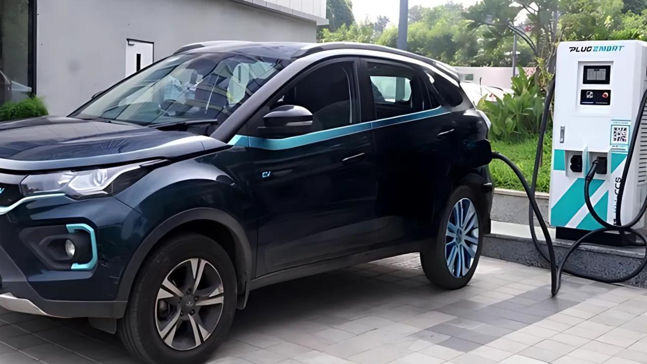 IIT-M Startup Pioneers Multi-Network EV Charging Platform for India