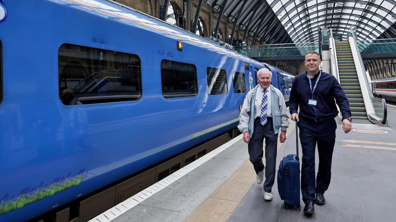 Hull Trains Builds Stronger Ties via Charity Deal