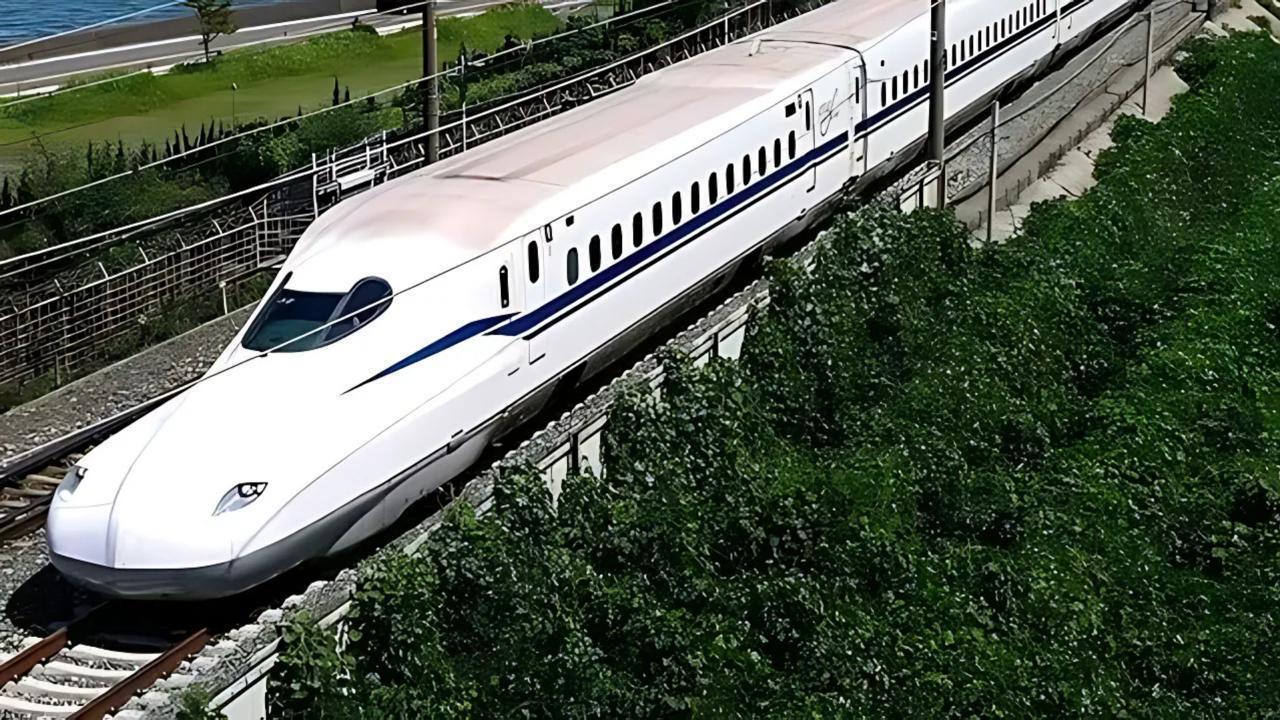 Japan Unveils E10 Shinkansen Bullet Train by 2030