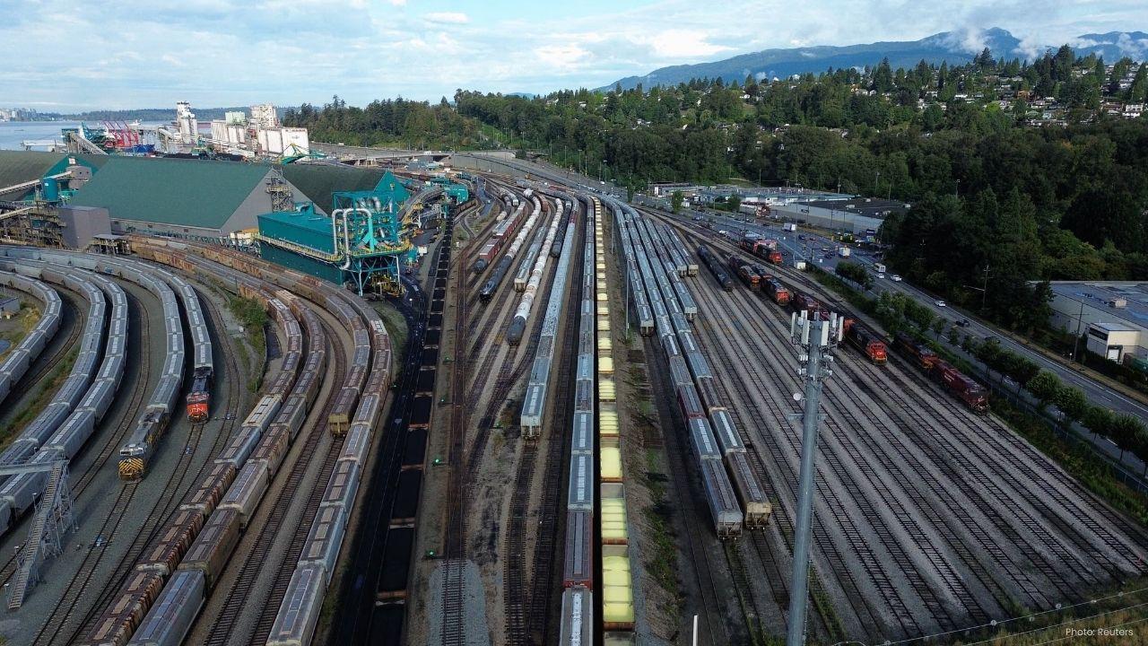 Toronto Expands Transit with Eglinton Crosstown West Rail Contract