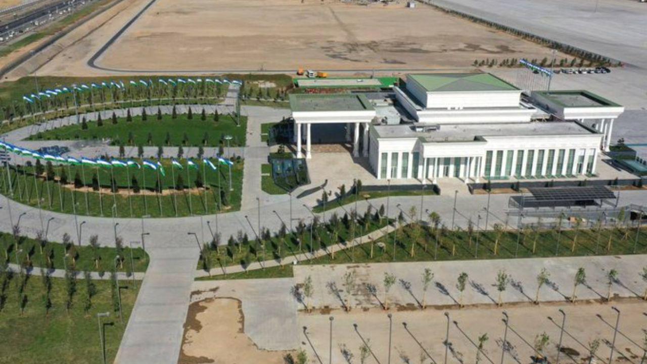 Tashkent-East Airport Opens with 4 km Runway