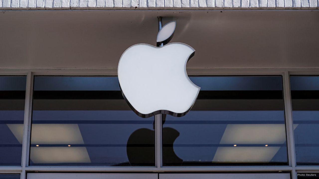 Apple Faces Lawsuit from Authors Over Unauthorised Book Usage