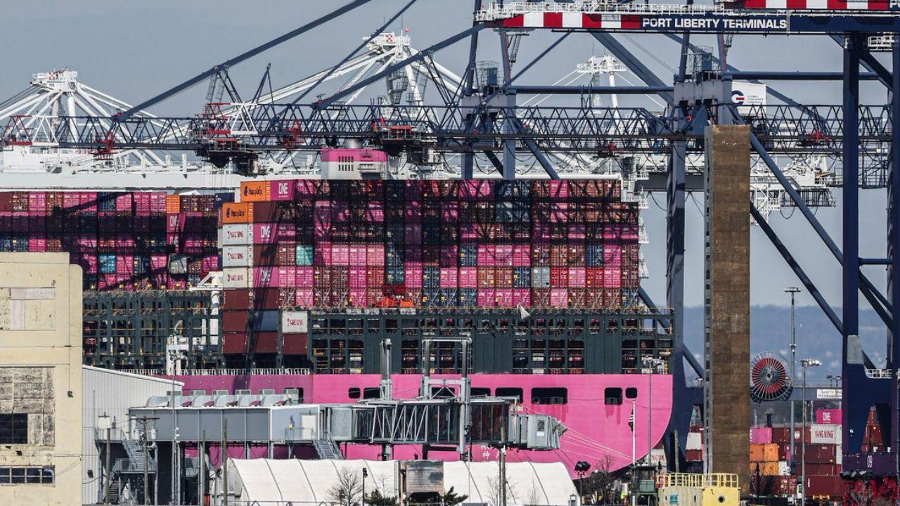 US Poised to Curb Chinese Drone and Heavy Vehicle Imports