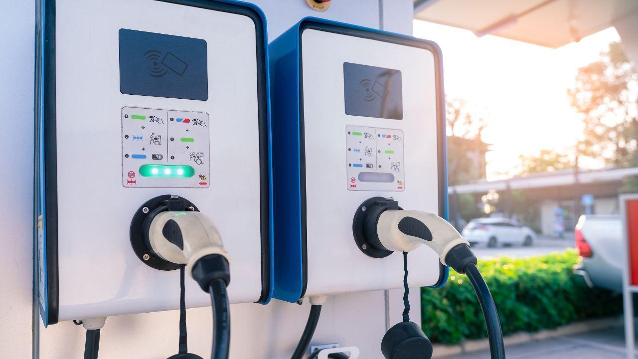 IESA Welcomes GST 2.0 Reforms for Batteries Urges EV Tax Cuts