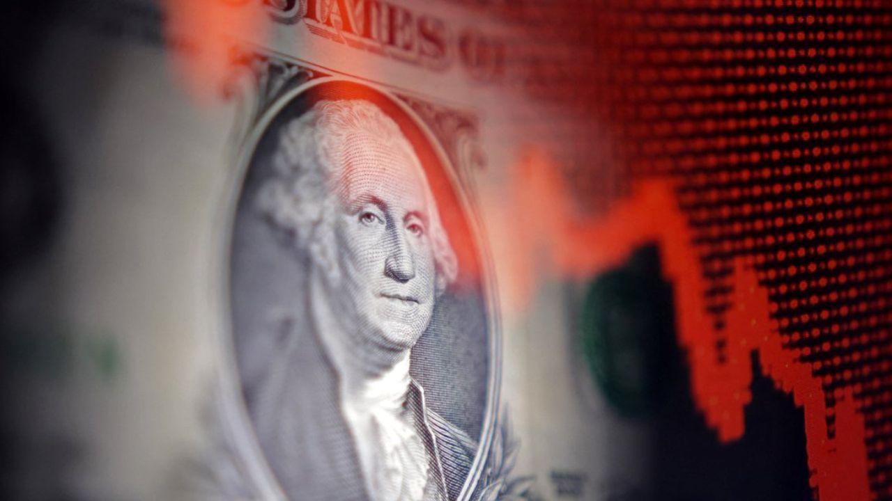 Real-Rate Dip Risks Dollar’s Rough Ride Ahead