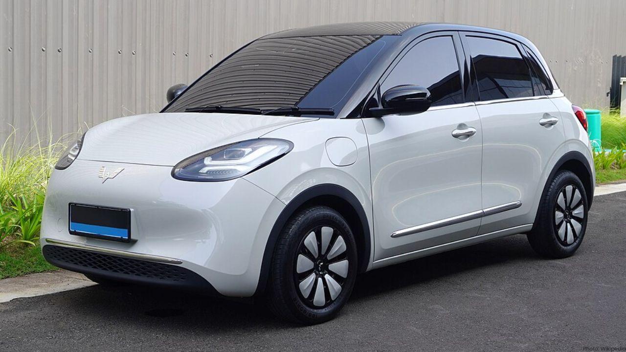 Wuling BinguoEV Bingo SUV & Almaz RS spied in India