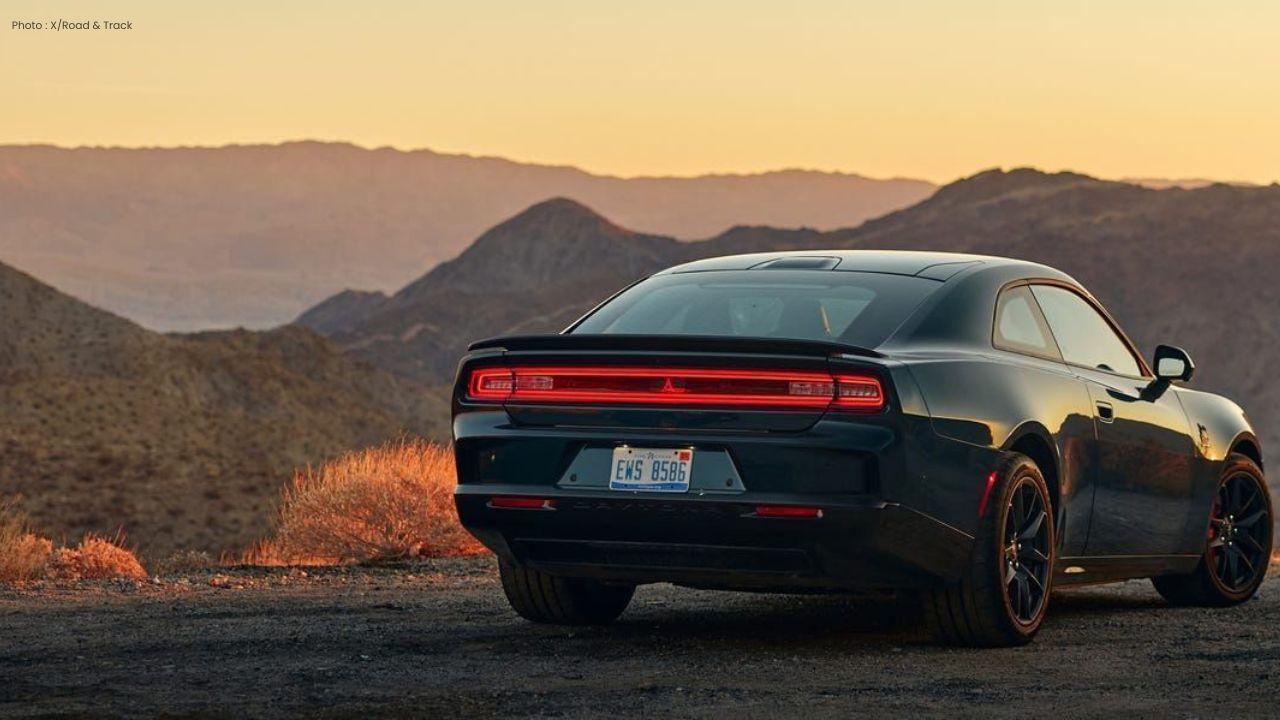 Stellantis Recalls 164,000 Jeeps Over Door Trim Risk