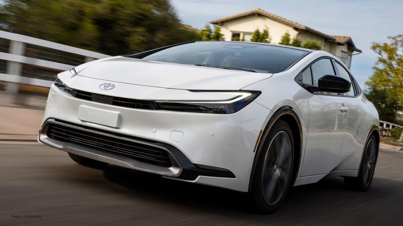 Toyota Probe Says Many PHEV Owners Forget to Plug In Their Cars Often