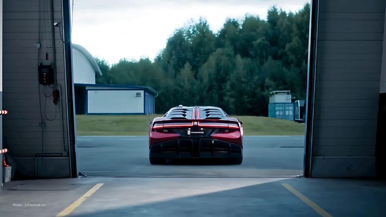 BYD’s 3,000 HP Yangwang U9 Track Stuns Supercar World