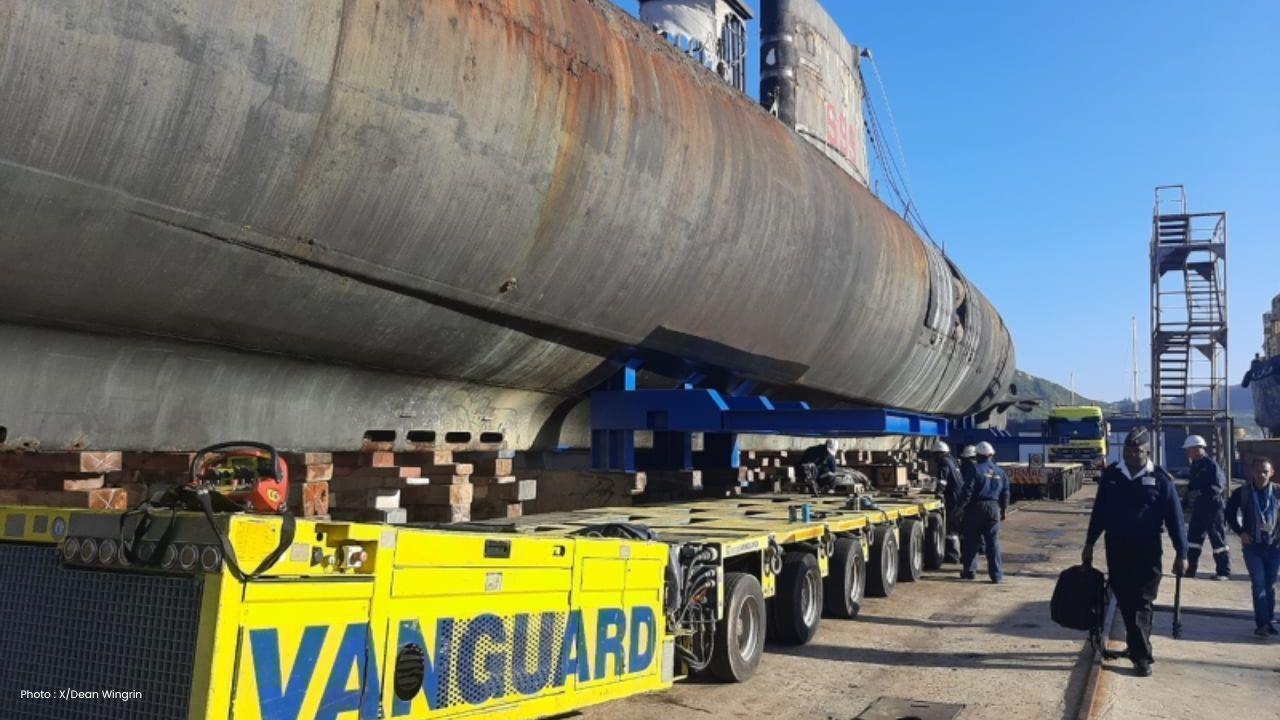 UK Plans New Submarine Dockyard at Rosyth as Fleet Expands