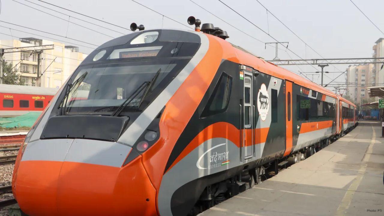 PM Modi Inaugurates Vande Bharat Trains to Bikaner & Jodhpur