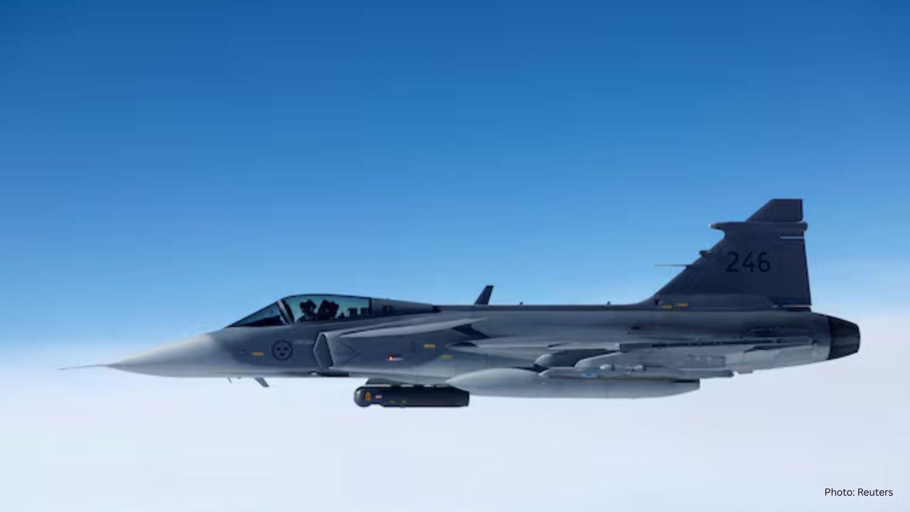 Saab in Talks with Canada and Bombardier to Build Gripen Fighter Jets