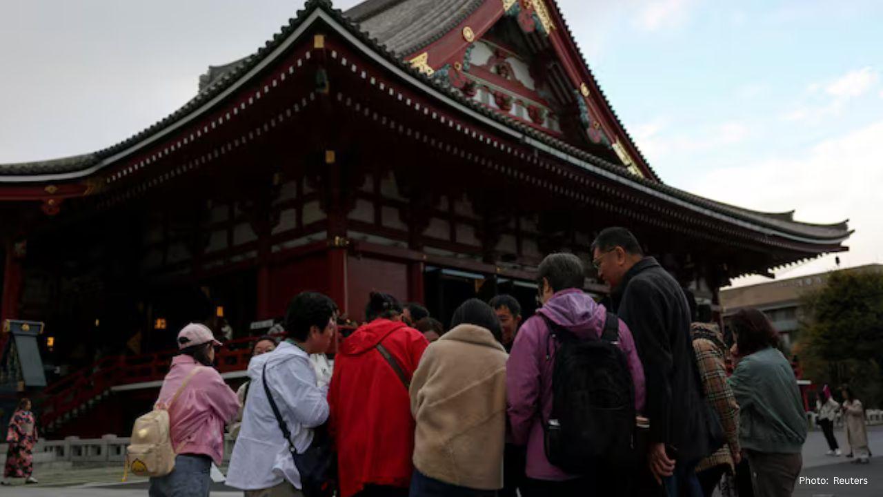 Japan Faces Big Economic Loss as Chinese Tourists Cancel Trips After Diplomatic Clash