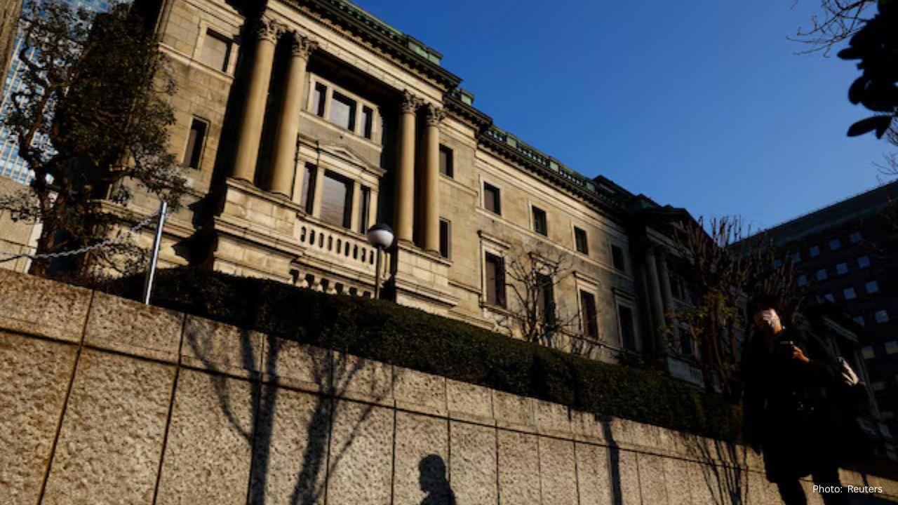 Bank of Japan Likely to Raise Interest Rates in December Amid Yen Decline
