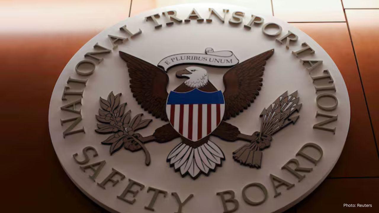 United Airlines Jet Hit by Weather Balloon, Forcing Emergency Landing