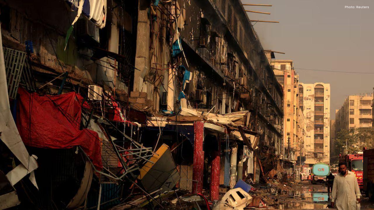 Karachi Mall Fire Turns Deadly as Death Toll Rises to Around 50