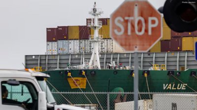 China Calls on U.S. to Remove New Tariffs and Restart Trade Talks