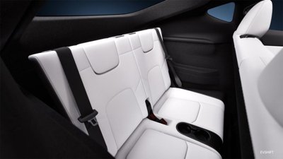 Tesla’s 7-Seat Model Y Arrive…