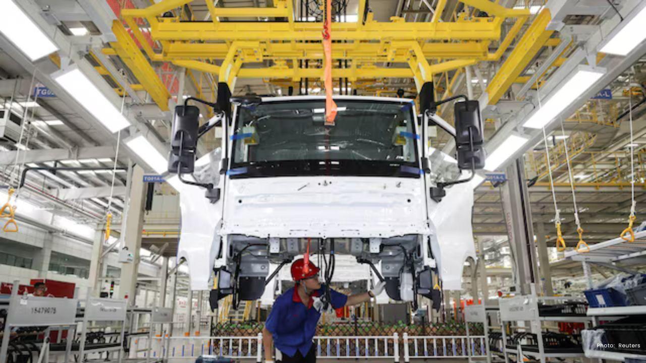 China and India Lead Car Exports Worth Billions to the Middle East