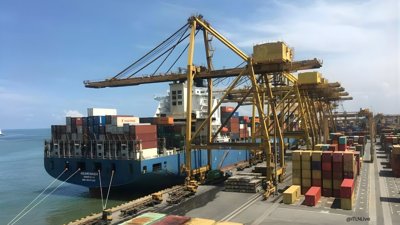 India Eases Customs Rules After Hormuz Disruption