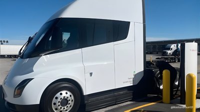 Tesla Opens First Megacharger for Semi Trucks