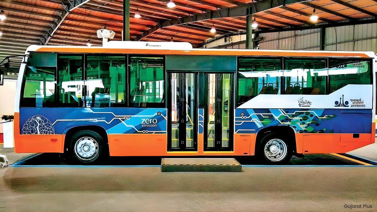 PM eBus Sewa Sanctions 10,000 Electric Buses in 116 Cities