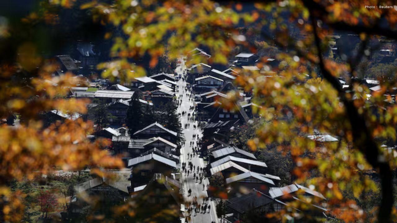 Japan Sees Record 3.5 Million Tourists in February Despite Drop in Chinese Visitors