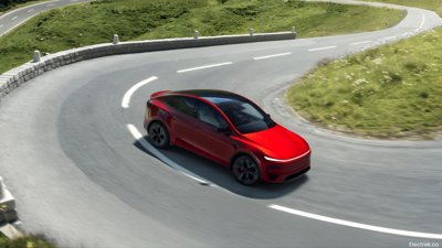 EVs Cut Oil Demand Equal to 70% of Iran’s Exports