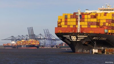 WTO Warns Trade Slowdown Amid Conflict