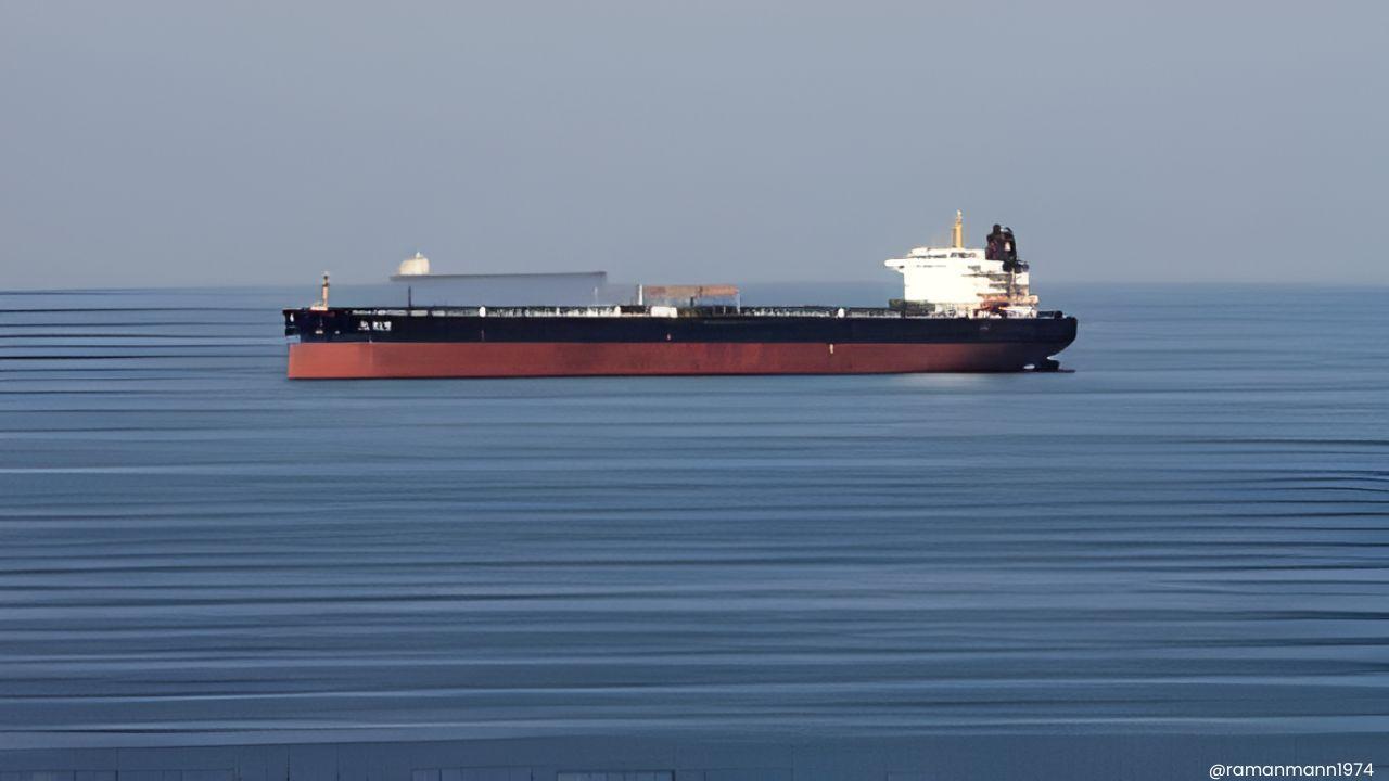 Hormuz Crisis Strands 2.2M Tonnes of India’s Energy