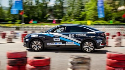 Sodium-Ion EV Battery Charges Fully in Just 11 Minutes