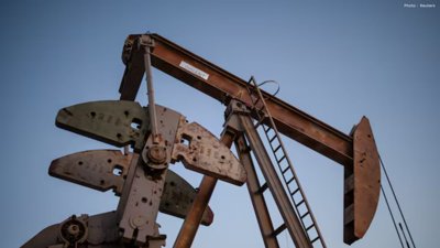 Oil Prices Rise as Iran Denies US Talks, Supply Fears Grow