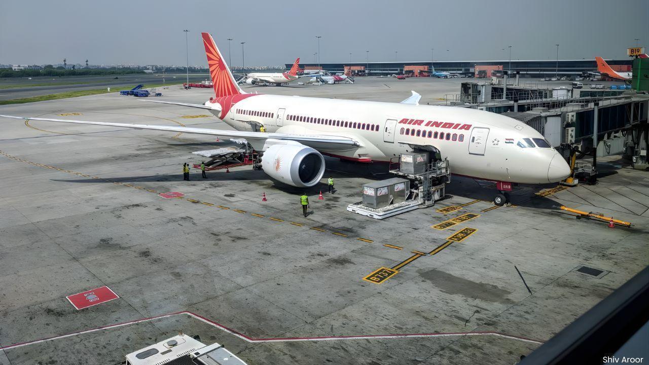 Air India Dreamliner Diverted to Jeddah Mid-Flight