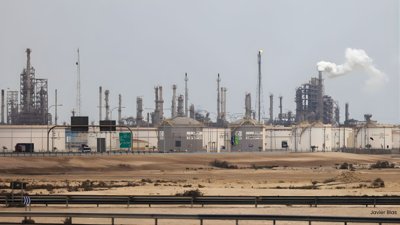 Asia Turns to Coal as LNG Crisis D…