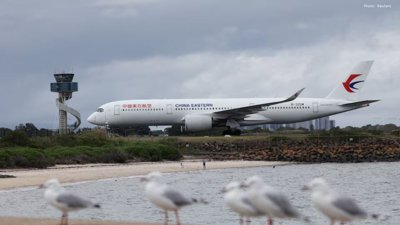 China’s Airlines Turn Cautious as Iran War Drives Fuel Costs Higher