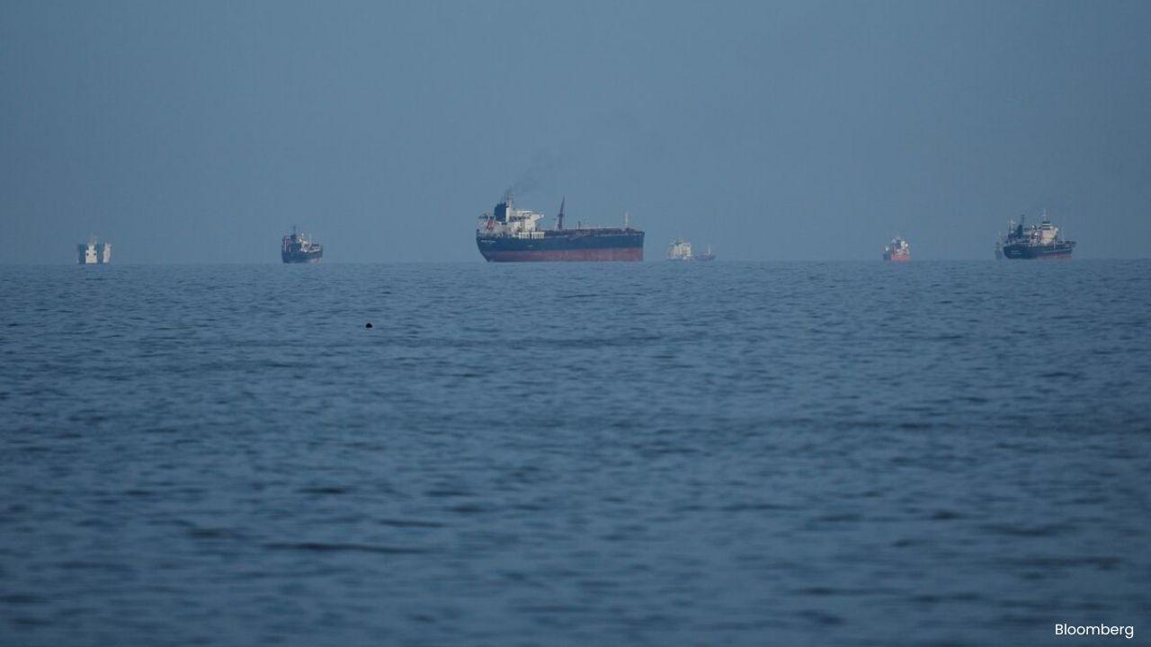 US Doubles Hormuz Shipping Insurance to $40B