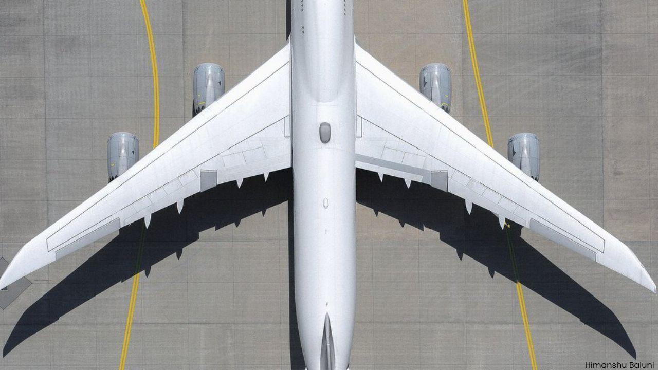 Indian Airlines Face ₹2,500 Cr Loss Amid Airspace Crisis