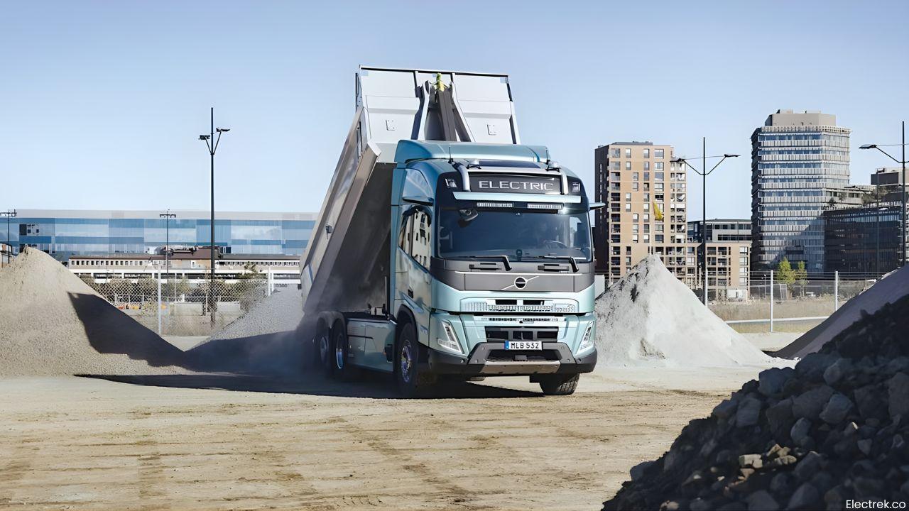 Volvo Unveils Electric Trucks with 700 km Range