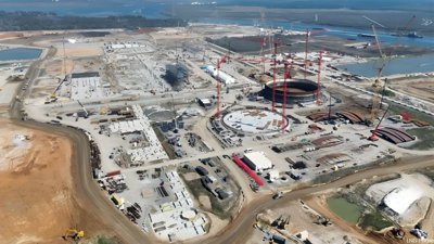 Woodside Awards $300M Tug Contract for LNG Project