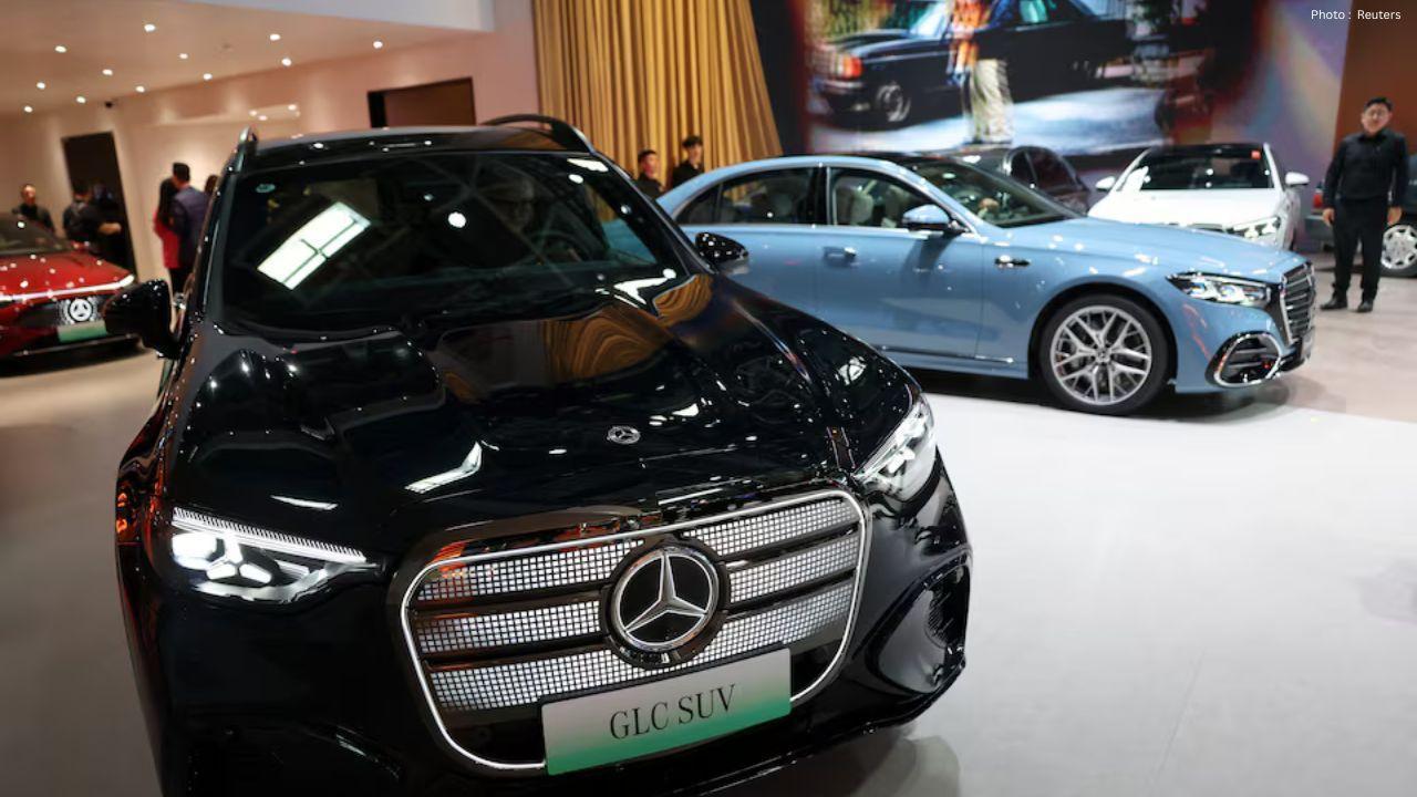Mercedes-Benz Reports Profit Drop but Beats Expectations in First Quarter