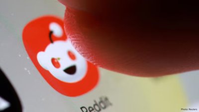 Reddit Shares Rise as AI-Powered Ads Boost Revenue Outlook