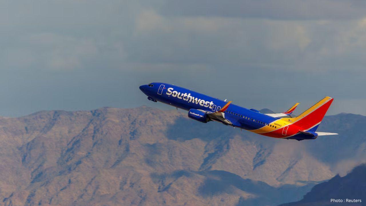 Southwest Eyes Hiring Spirit Mechanics as Boeing MAX 7 Plan Builds Momentum